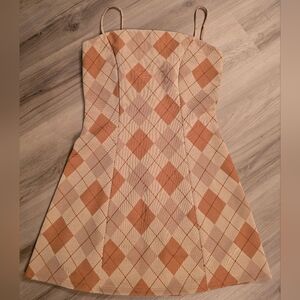 Elegant Argyle Mini Dress in Cream and Tan